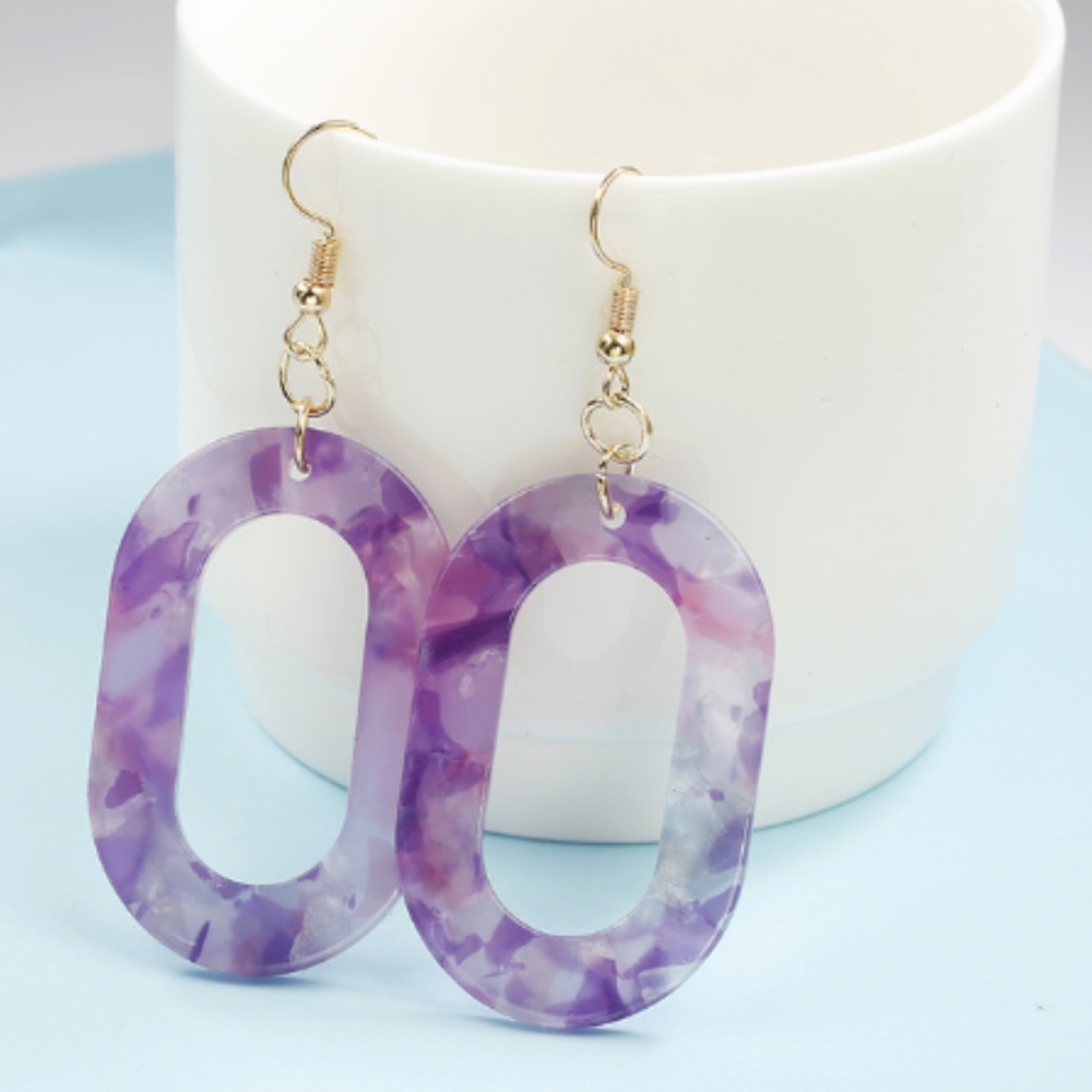 Oval Tortoise Shell Resin Dangle Earrings - Picture 2 of 6